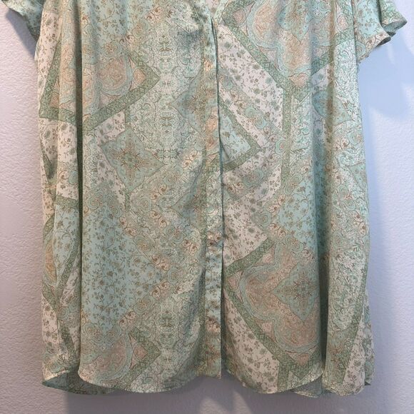 Rose + Olive Top Womens  1X Green Paisley Chiffon Short Sleeve Boho - Picture 6 of 11